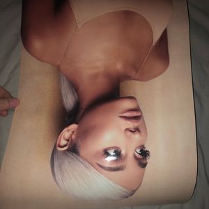 Sweetener album poster!!!